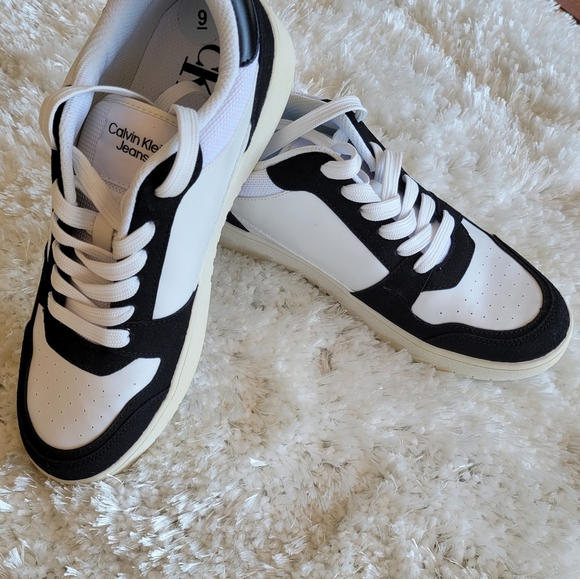 Calvin Klein  Women Black and White Sneakers - Picture 5 of 10